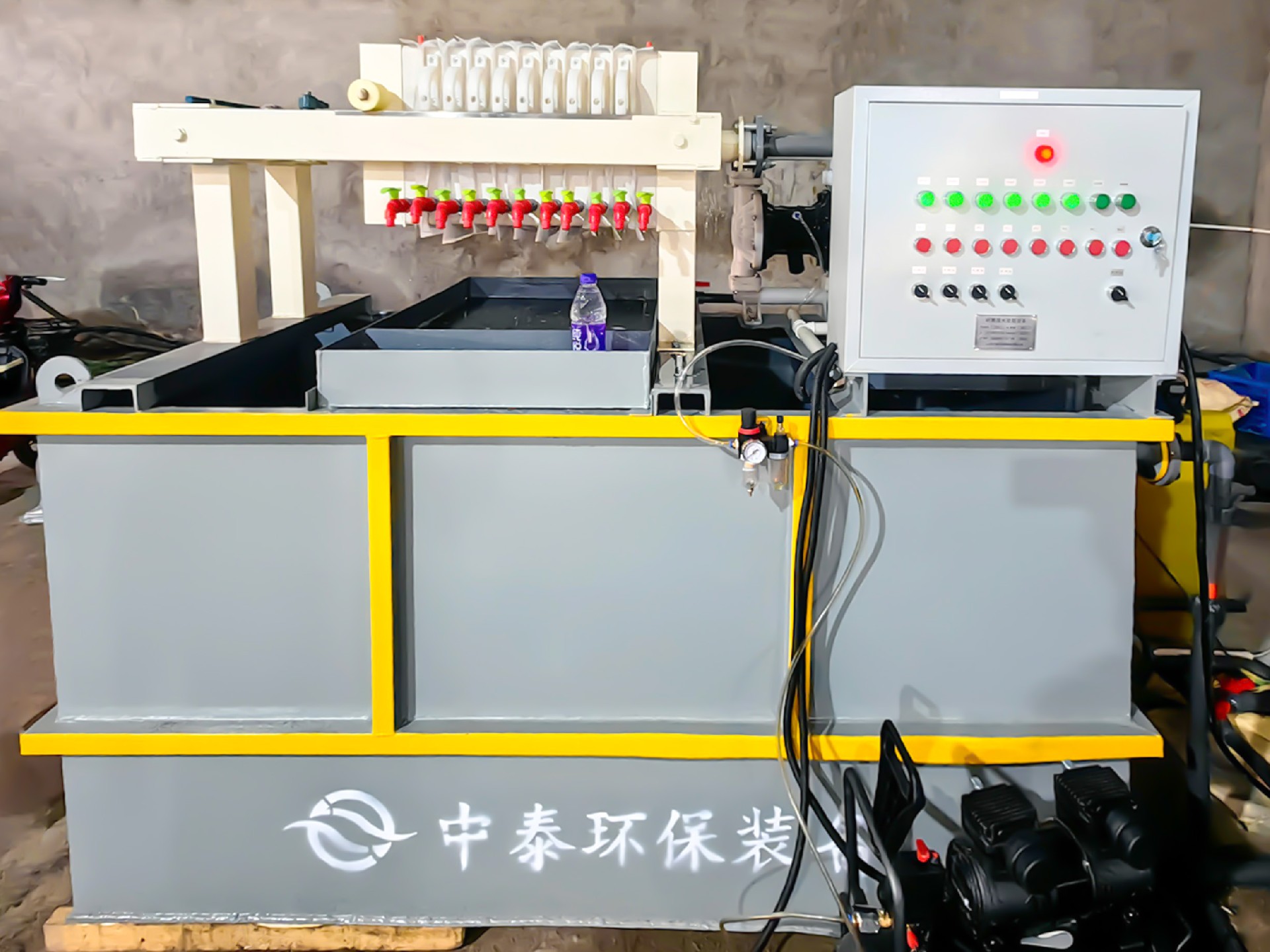 生活污水处理设备,三槽自动加药装置,三槽溶药设备